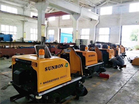 小型車間掃地機(jī)陸續(xù)出貨江蘇沙鋼集團(tuán) 小型車間掃地機(jī)陸續(xù)出貨江蘇沙鋼集團(tuán)