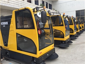 工業(yè)園區(qū)用何種電動(dòng)掃地車 工業(yè)園區(qū)用何種電動(dòng)掃地車
