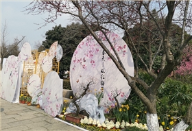 踏青時節,電動掃地機解決景區環境堪憂問題 踏青時節,電動掃地機解決景區環境堪憂問題