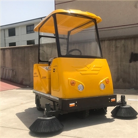 電動(dòng)小型清掃機(jī)