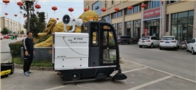工業(yè)掃地機(jī)多少錢？如何解決環(huán)境問題