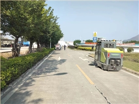 物業(yè)公司在選擇電動(dòng)清掃車時(shí)需要考慮哪些方面呢？