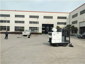 經(jīng)濟實用，快速方便！車間掃地機助力企業(yè)清潔