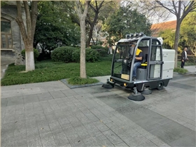環衛電動掃地車：省事又省力的清潔利器！