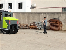 工業掃地車解決工廠垃圾難題，提升生產效率