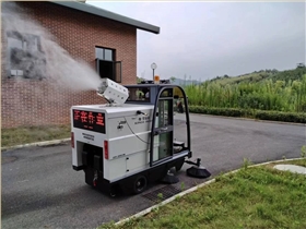 電動清掃車在工廠車間的清潔工作中有許多優點