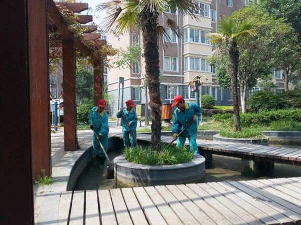 物業園區道路高效清掃就選圣倍諾電動掃地車 物業園區道路高效清掃就選圣倍諾電動掃地車