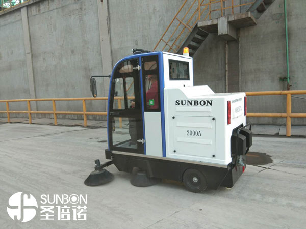 工業(yè)掃地車好用嗎? 工業(yè)掃地車好用嗎?