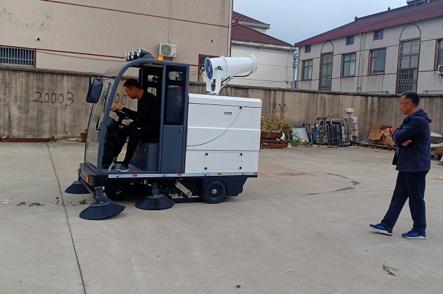 霧炮掃地機在礦業(yè)公司的應用案例