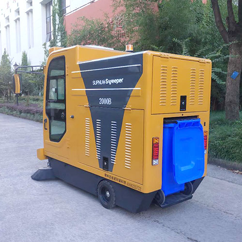 環衛清掃車應用街道保潔已成趨勢