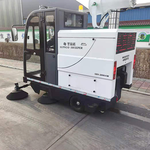 國產電動掃地車