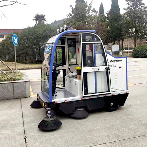 廠區掃地車