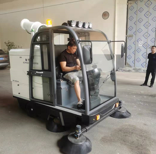 工業清掃車是工廠衛生好幫手