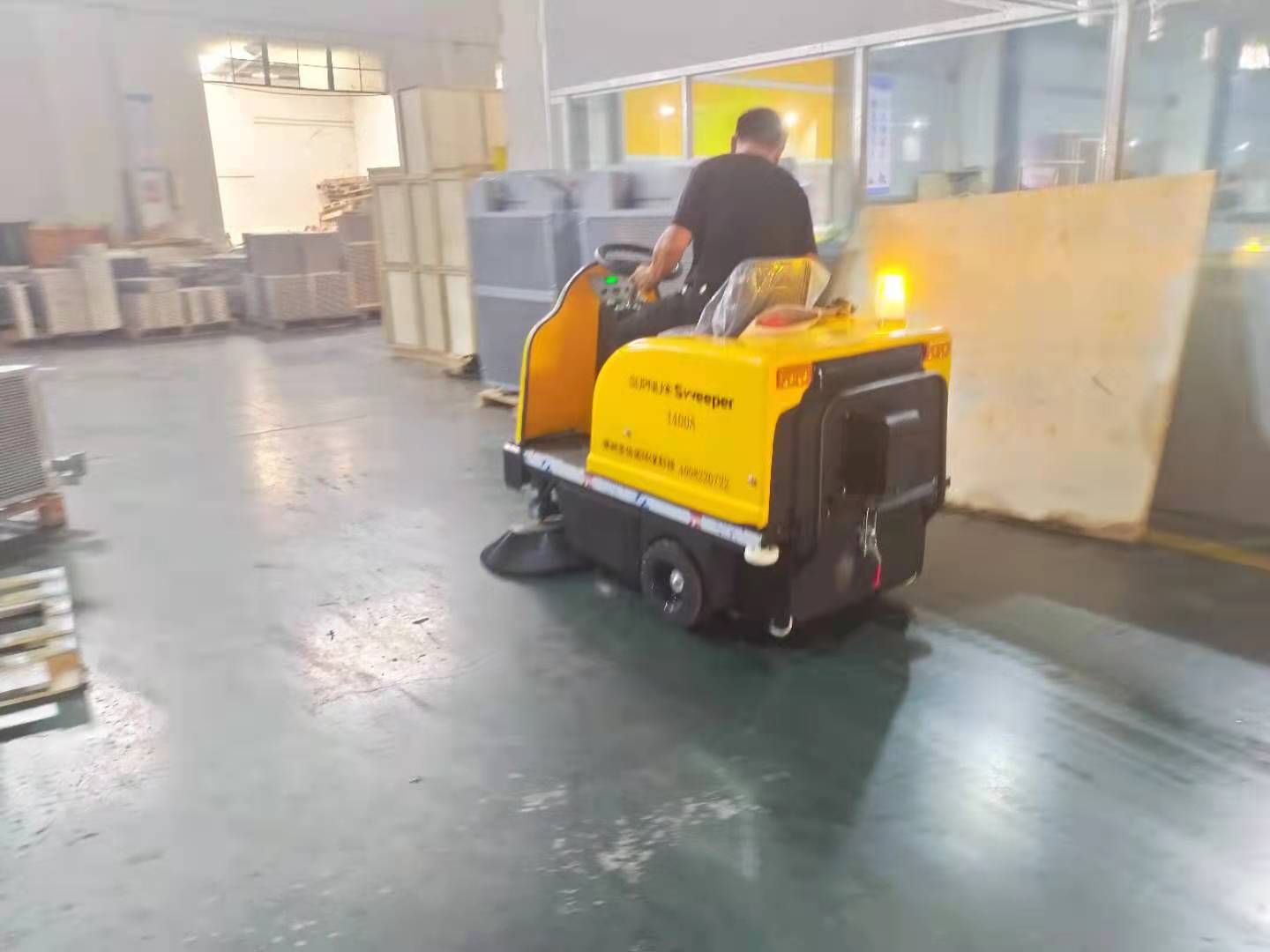 小型電動掃地機廠家很多，我們應該如何選擇？