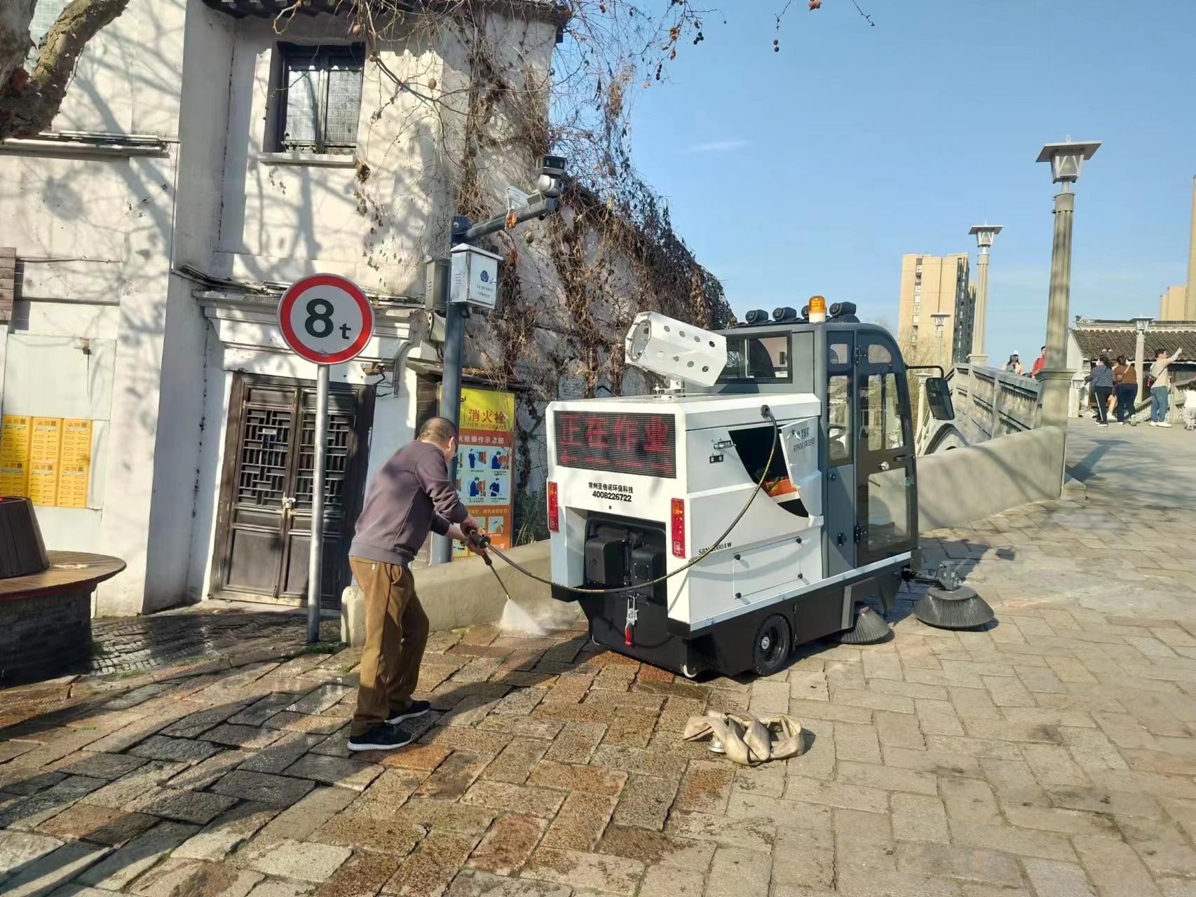 什么樣的電動掃地車適用于工廠車間？