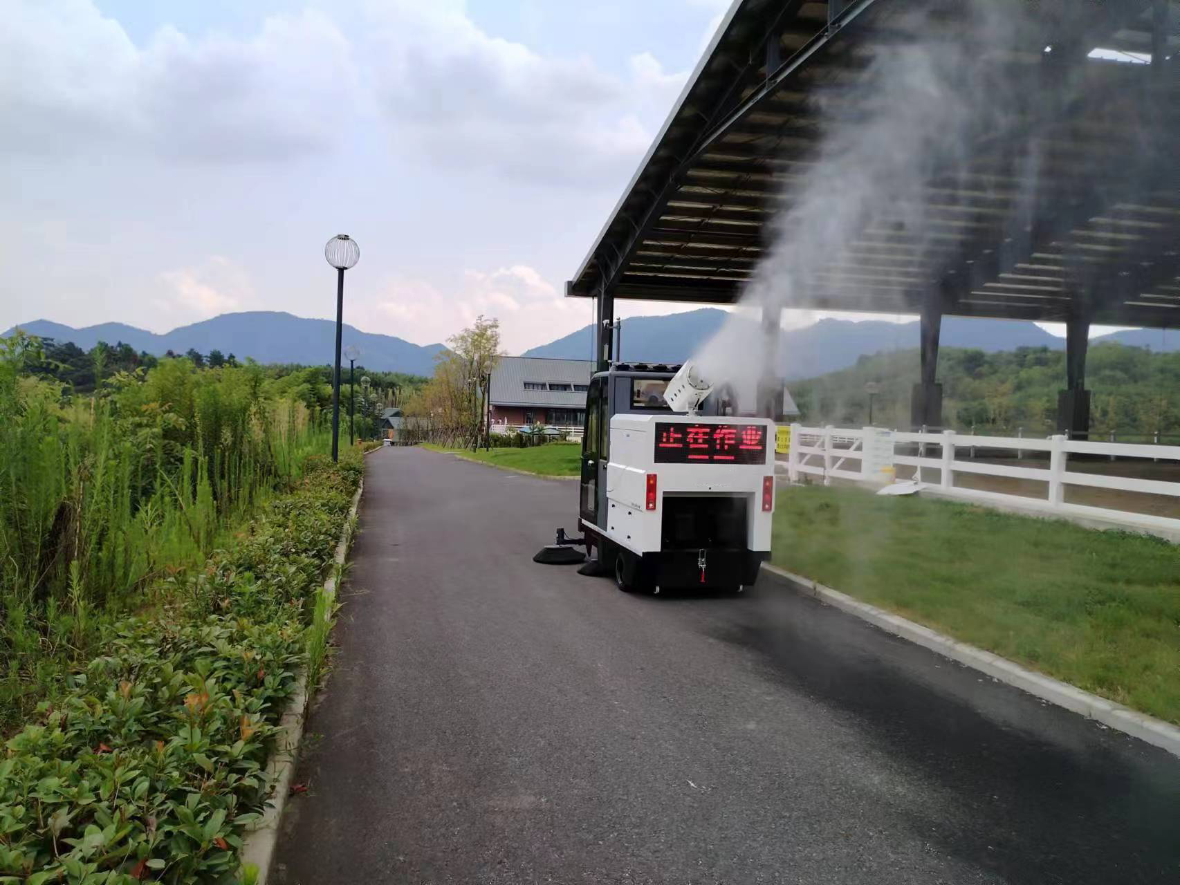 專業清潔顧問推薦的適合工廠的掃地車種類！